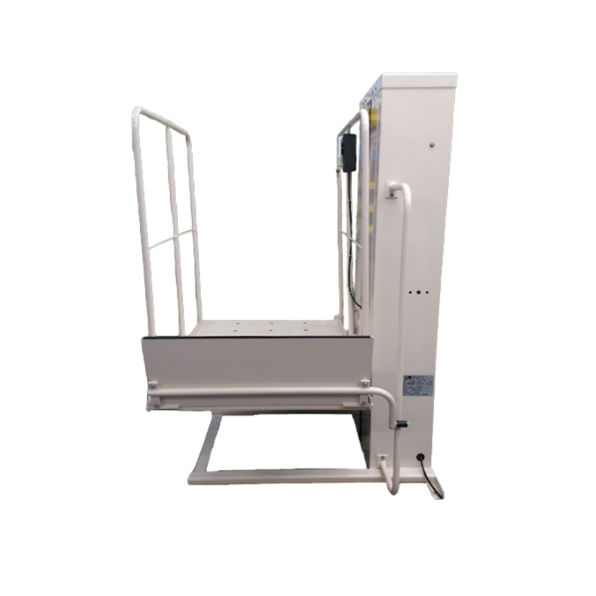 Mac's Vertical Platform Lift - Image 2